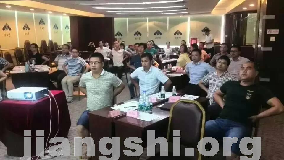 如何正确引导与管理85、90后